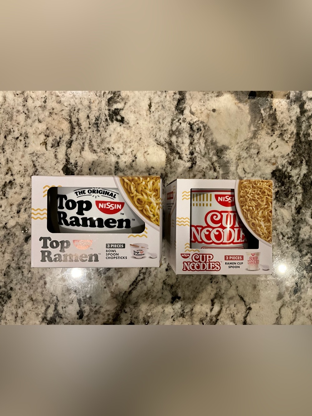 Nissan top Ramen cup and bowl